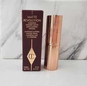 Charlotte Tilbury Very Victoria Lipstick